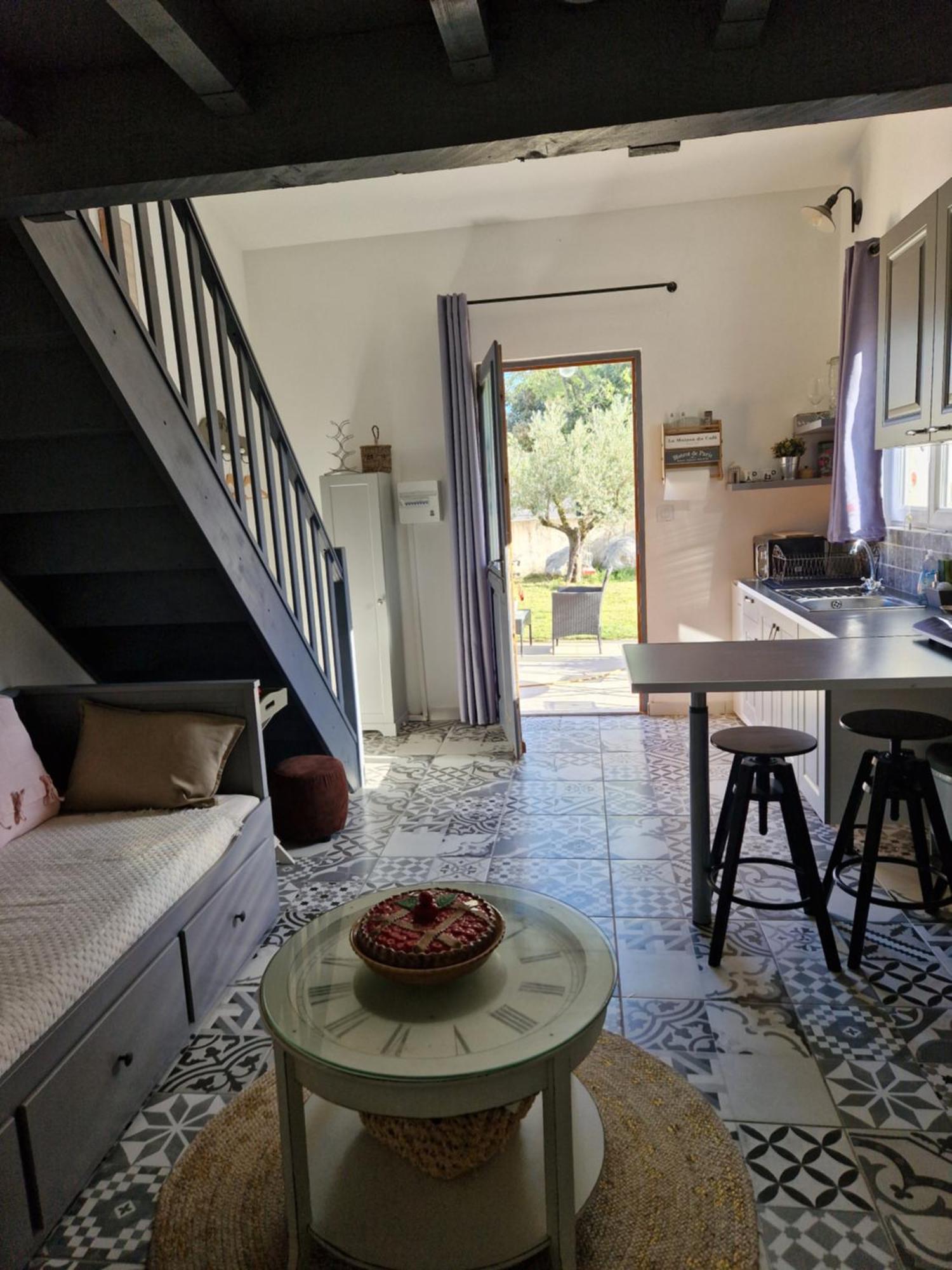 Le Cabanon De Lea Apartment Tavel Exterior photo