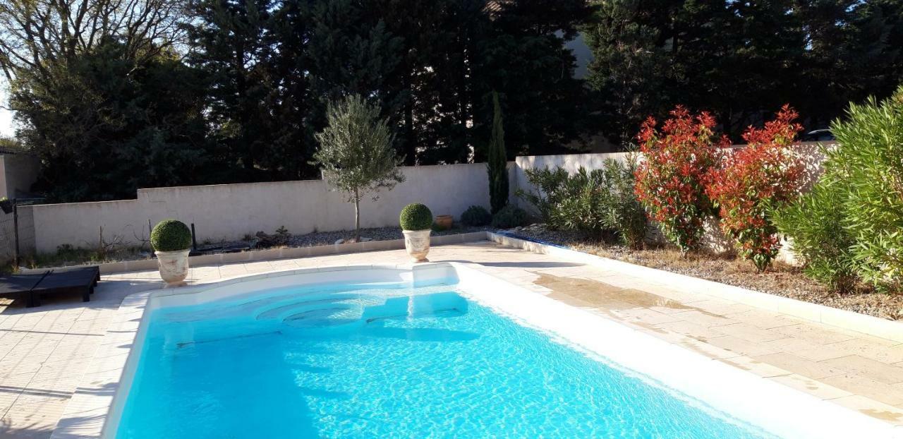 Le Cabanon De Lea Apartment Tavel Exterior photo
